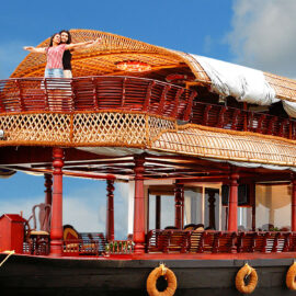 kumarakom-castle Honeymoon Houseboat